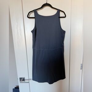 High neck athletic dress